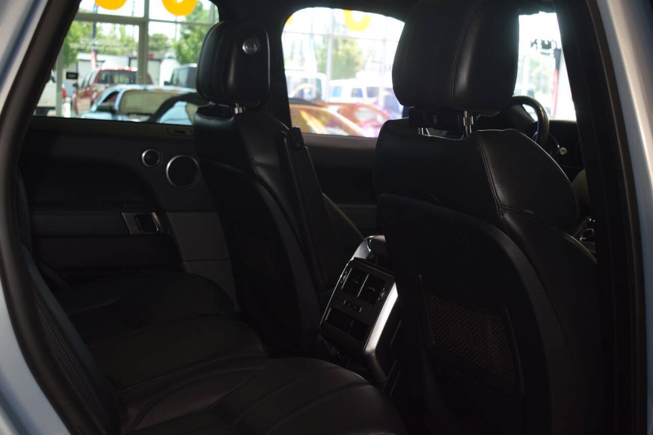 Used 2015 Land Rover Range Rover Sport HSE AWD/4WD image 40