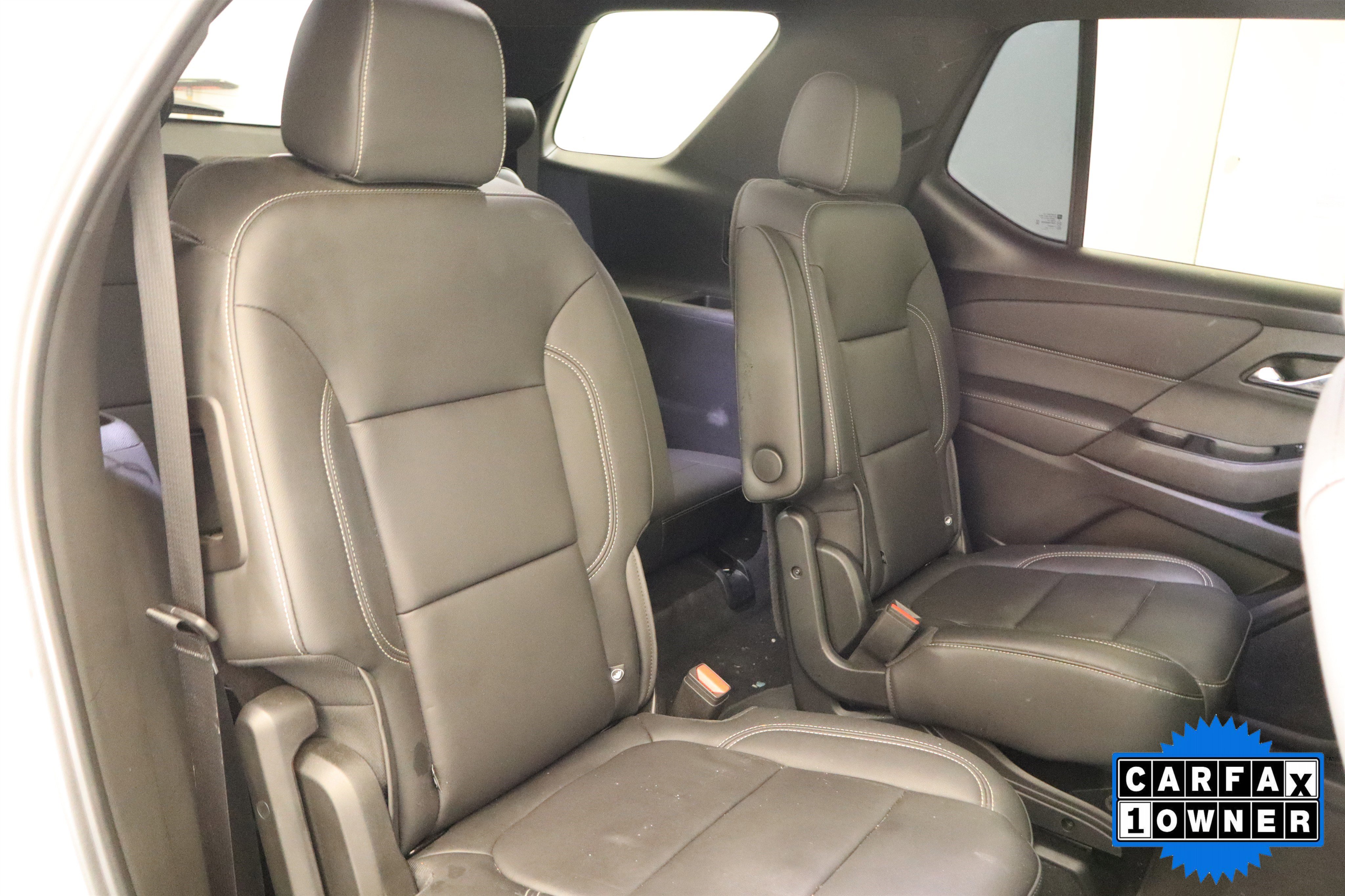Used 2023 Chevrolet Traverse LT FWD image 21