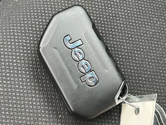 Used 2023 Jeep Wrangler Unlimited Sport AWD/4WD image 25
