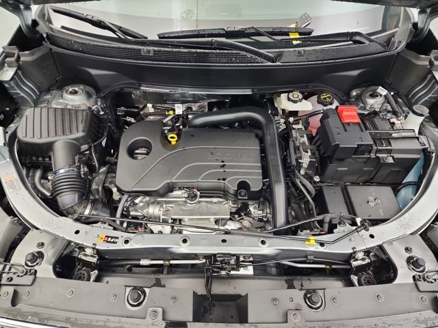 Used 2026 GMC Terrain Denali w/ LPO, Black Badging Package image 36