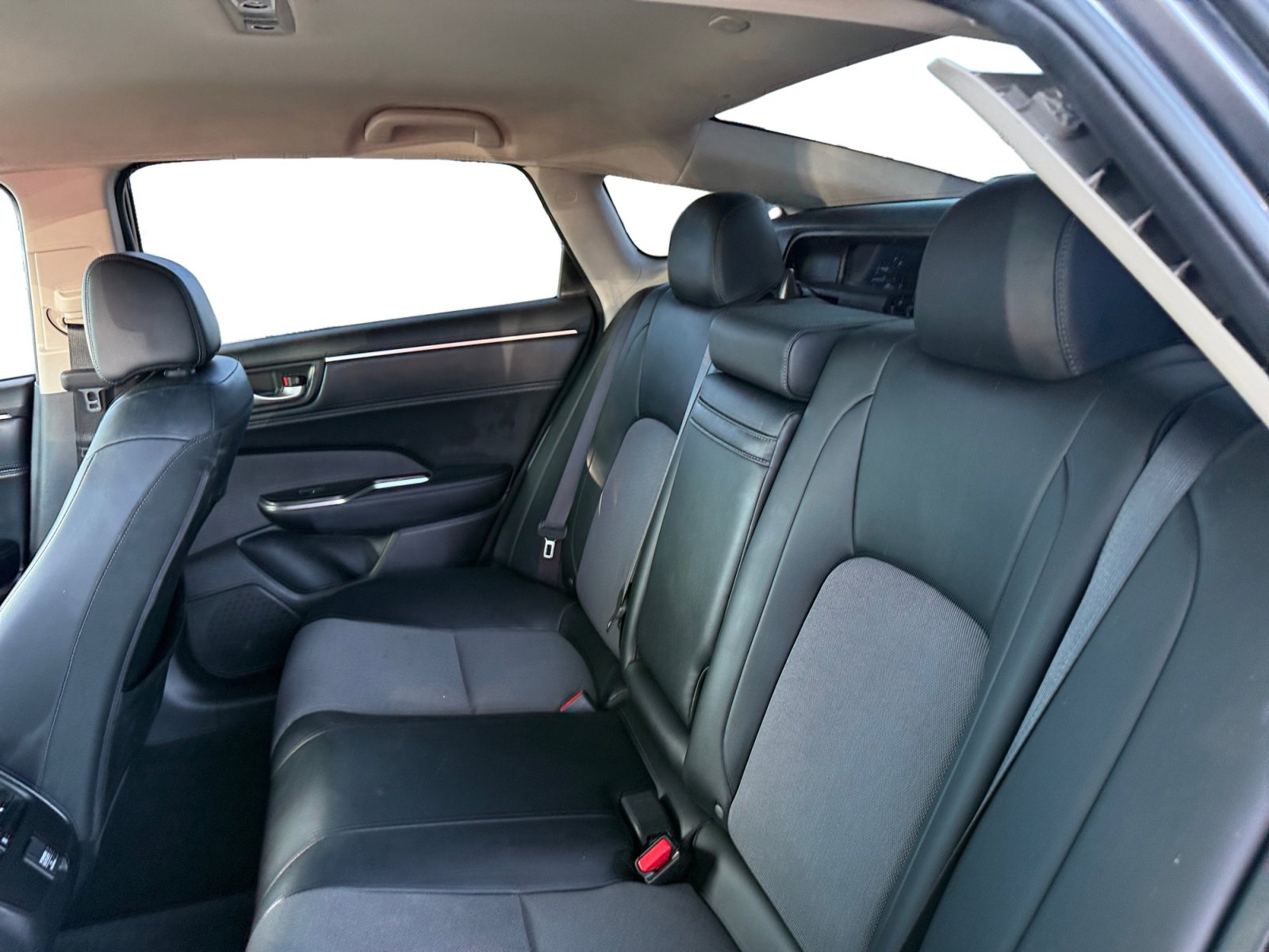 Used 2018 Honda Clarity Plug-In Hybrid image 11