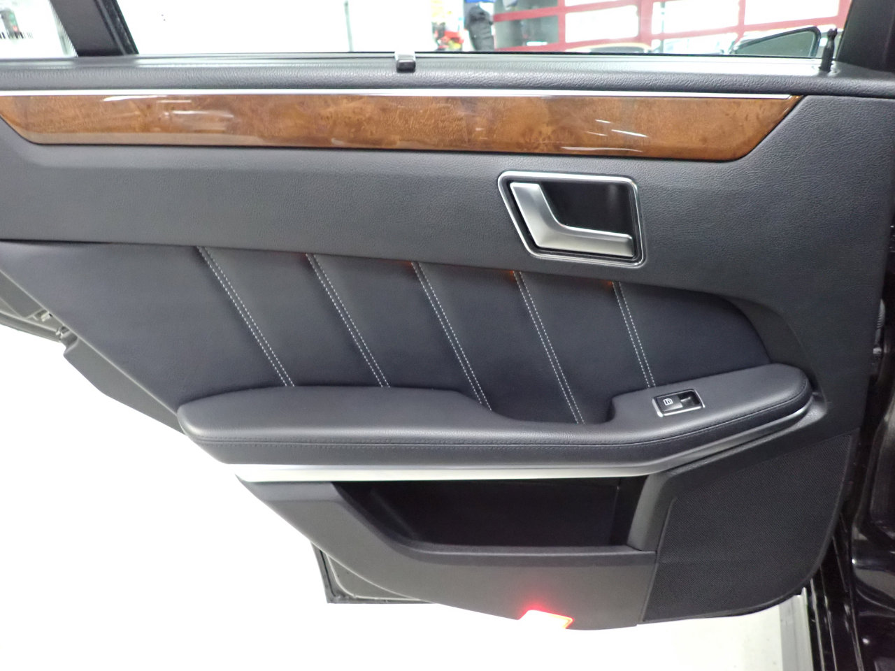 Used 2014 Mercedes-Benz E 350 4MATIC Wagon w/ Premium 1 Package image 10