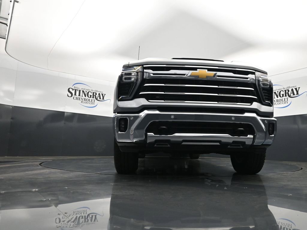 Used 2024 Chevrolet Silverado 2500 LTZ w/ LTZ Plus Package image 18
