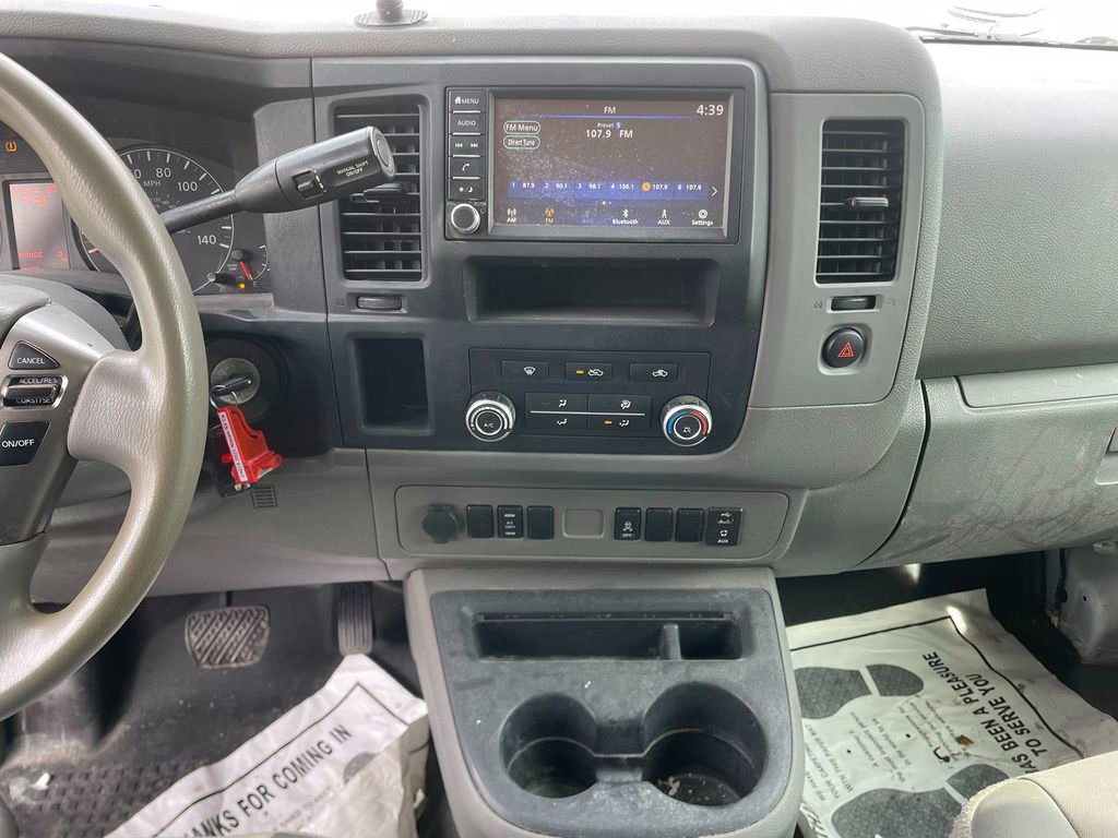 Used 2021 Nissan NV 2500 SV image 18