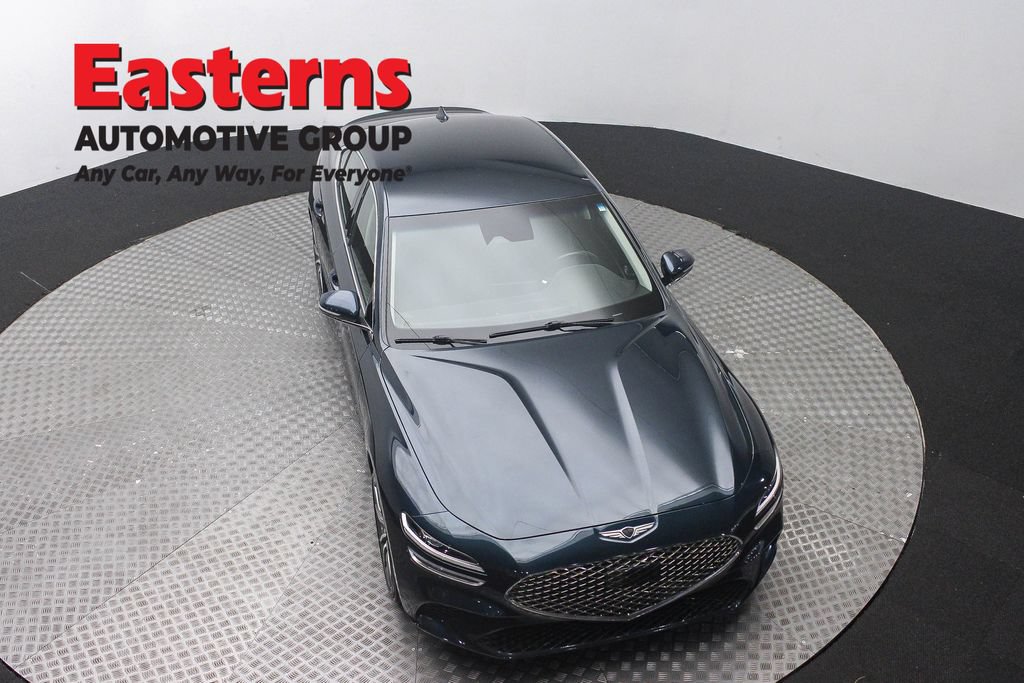 Used 2025 Genesis G70 2.5T RWD image 3