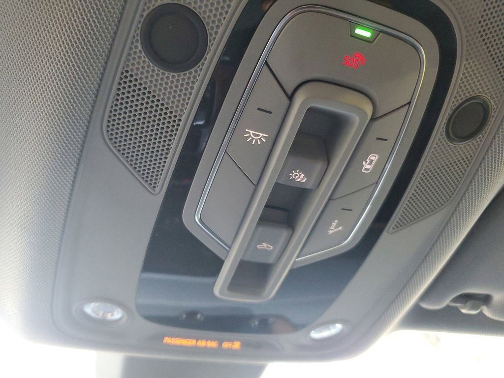 Used 2021 Audi Q5 Prestige w/ Prestige Package image 33