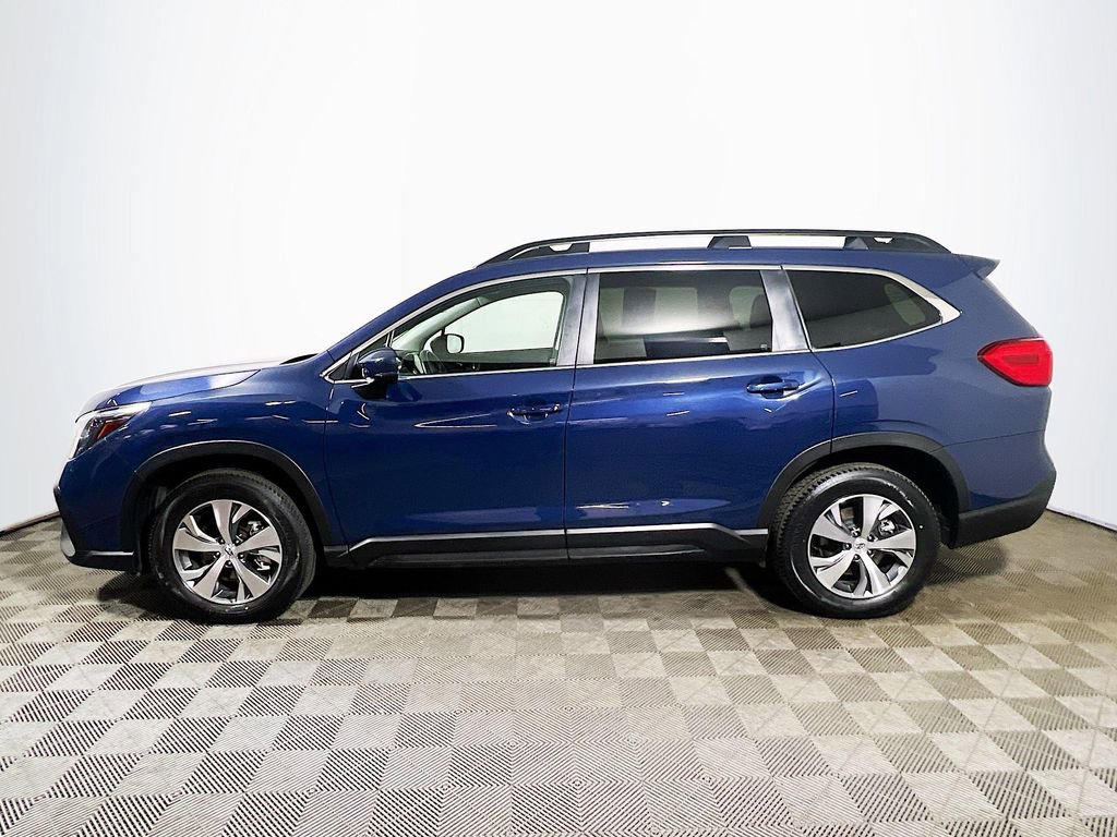 Used 2024 Subaru Ascent Premium w/ Convenience Package image 4