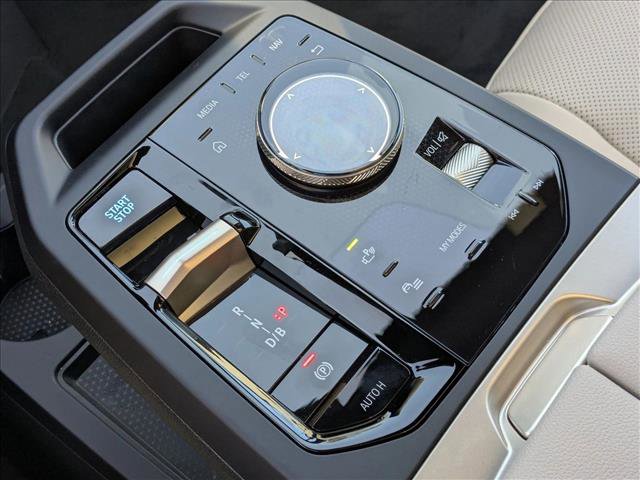 Used 2026 BMW iX xDrive60 image 14
