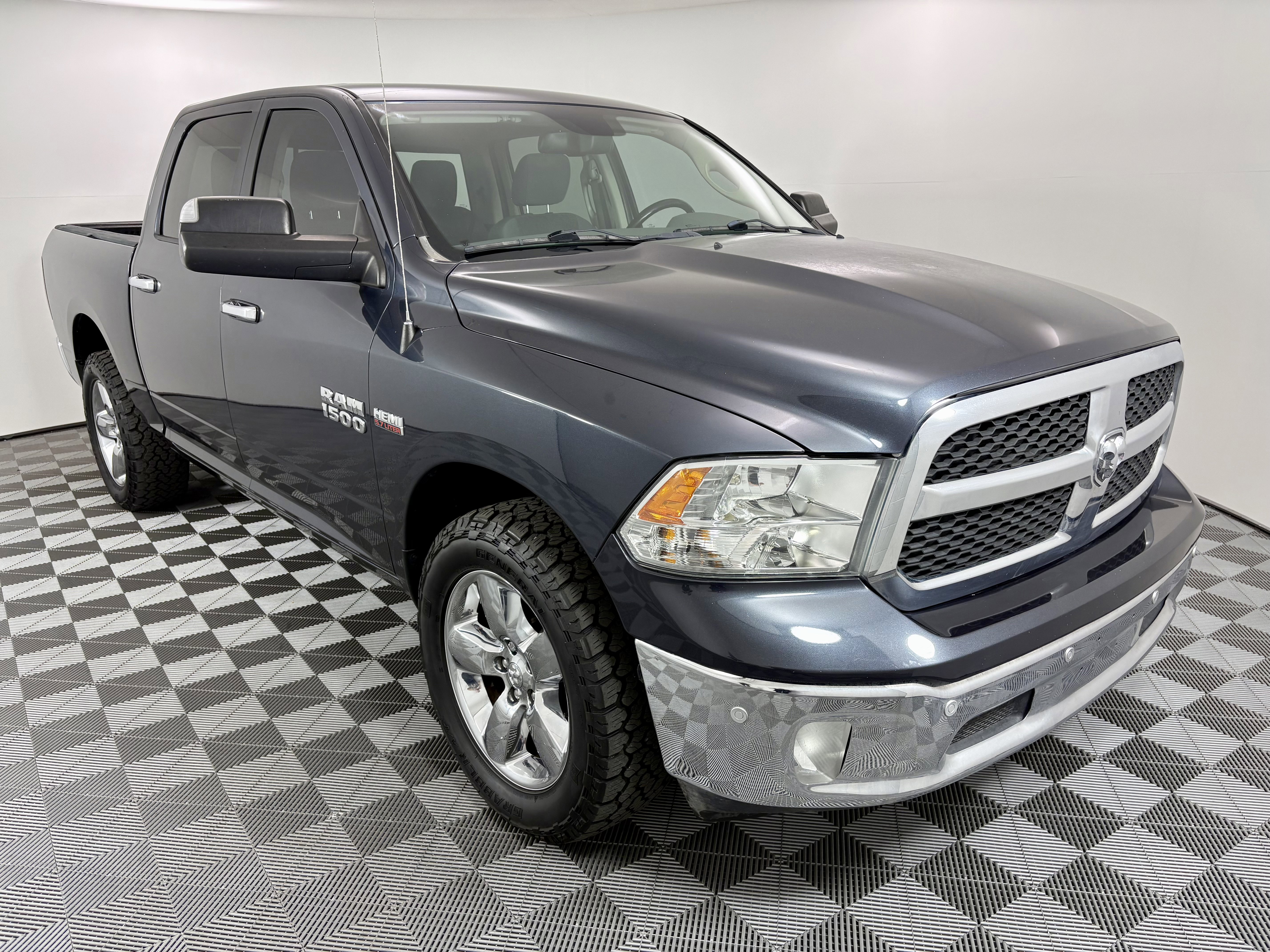 Used 2018 RAM 1500 Big Horn image 7