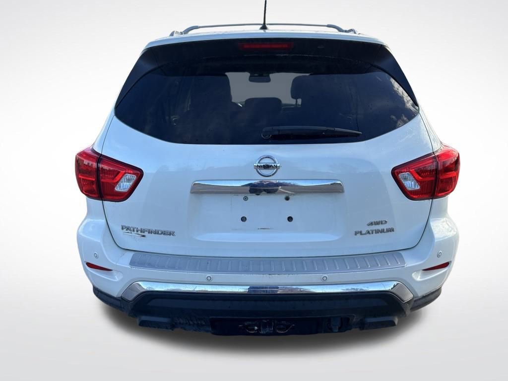 Used 2018 Nissan Pathfinder Platinum image 8