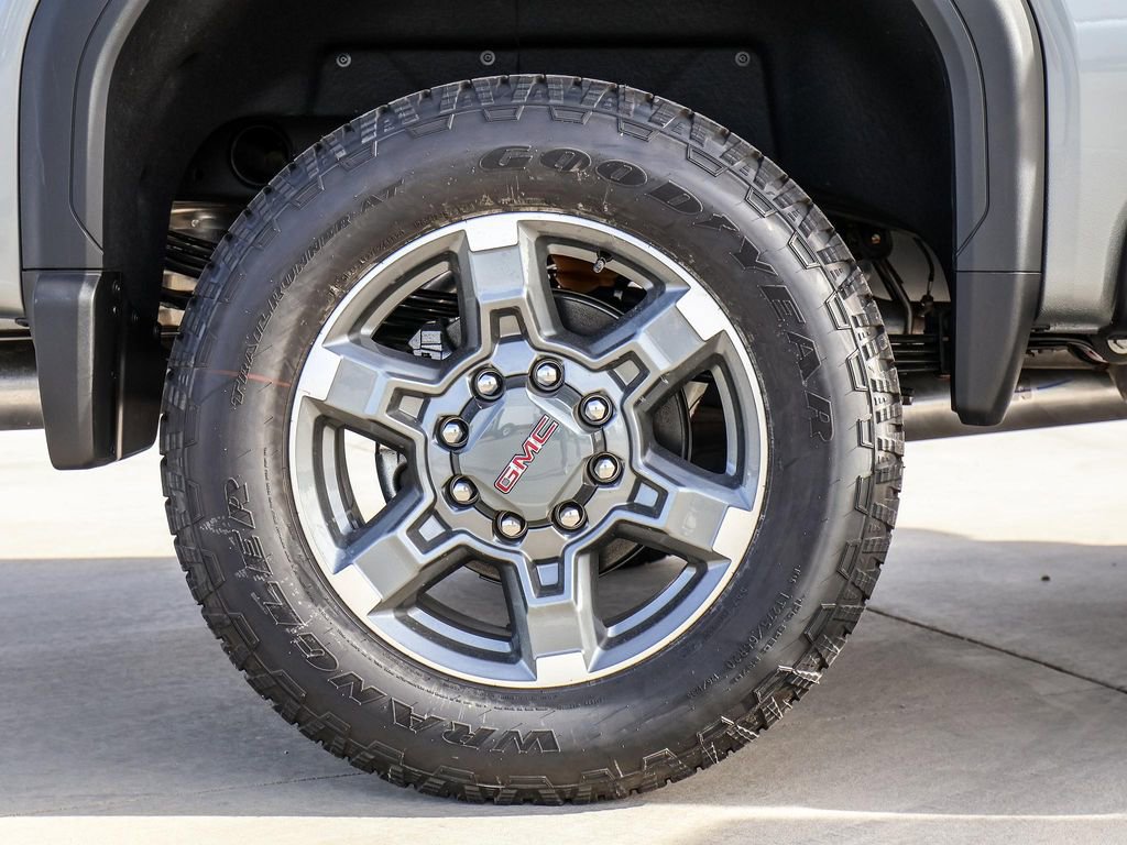 New 2026 GMC Sierra 2500 SLE image 9