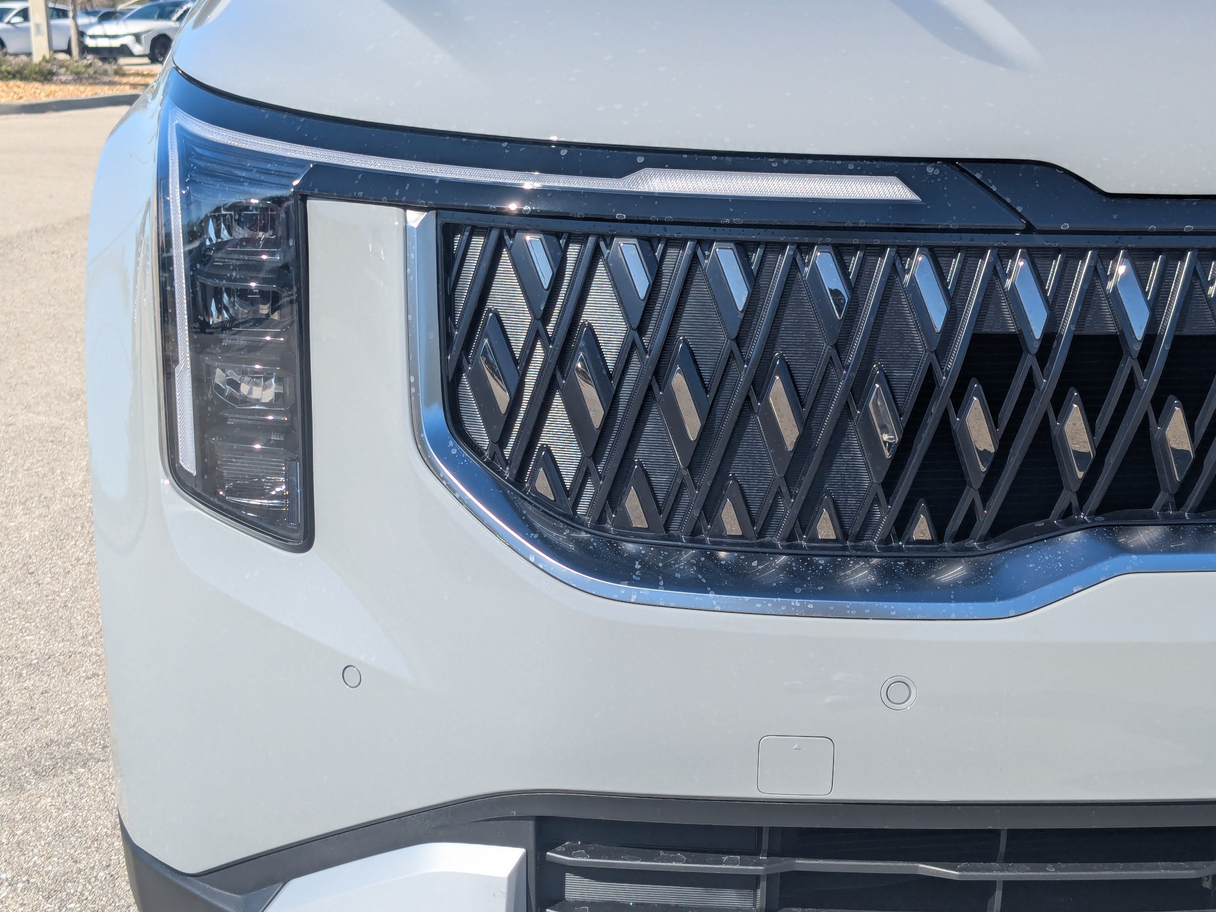 New 2026 Kia Carnival EX FWD image 10