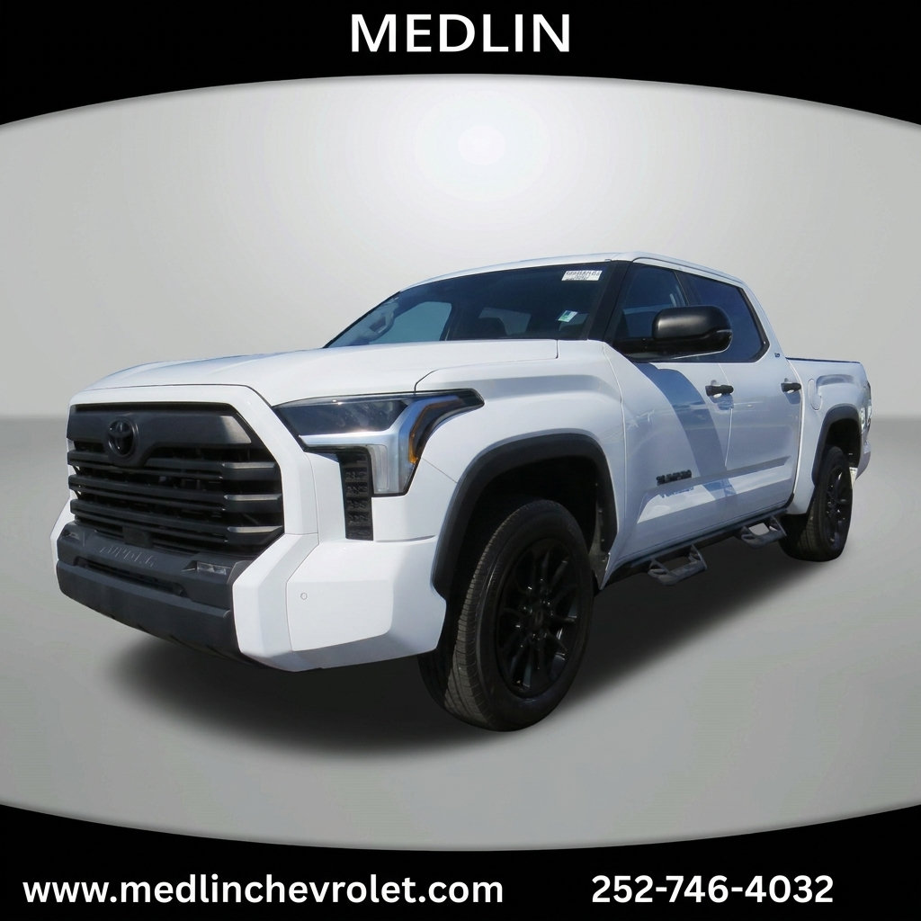 Used 2023 Toyota Tundra SR5 w/ SR5 Convenience Package AWD/4WD image 3