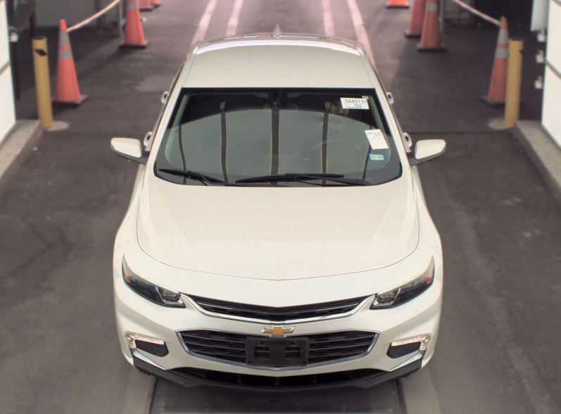 Used 2018 Chevrolet Malibu LT FWD image 6
