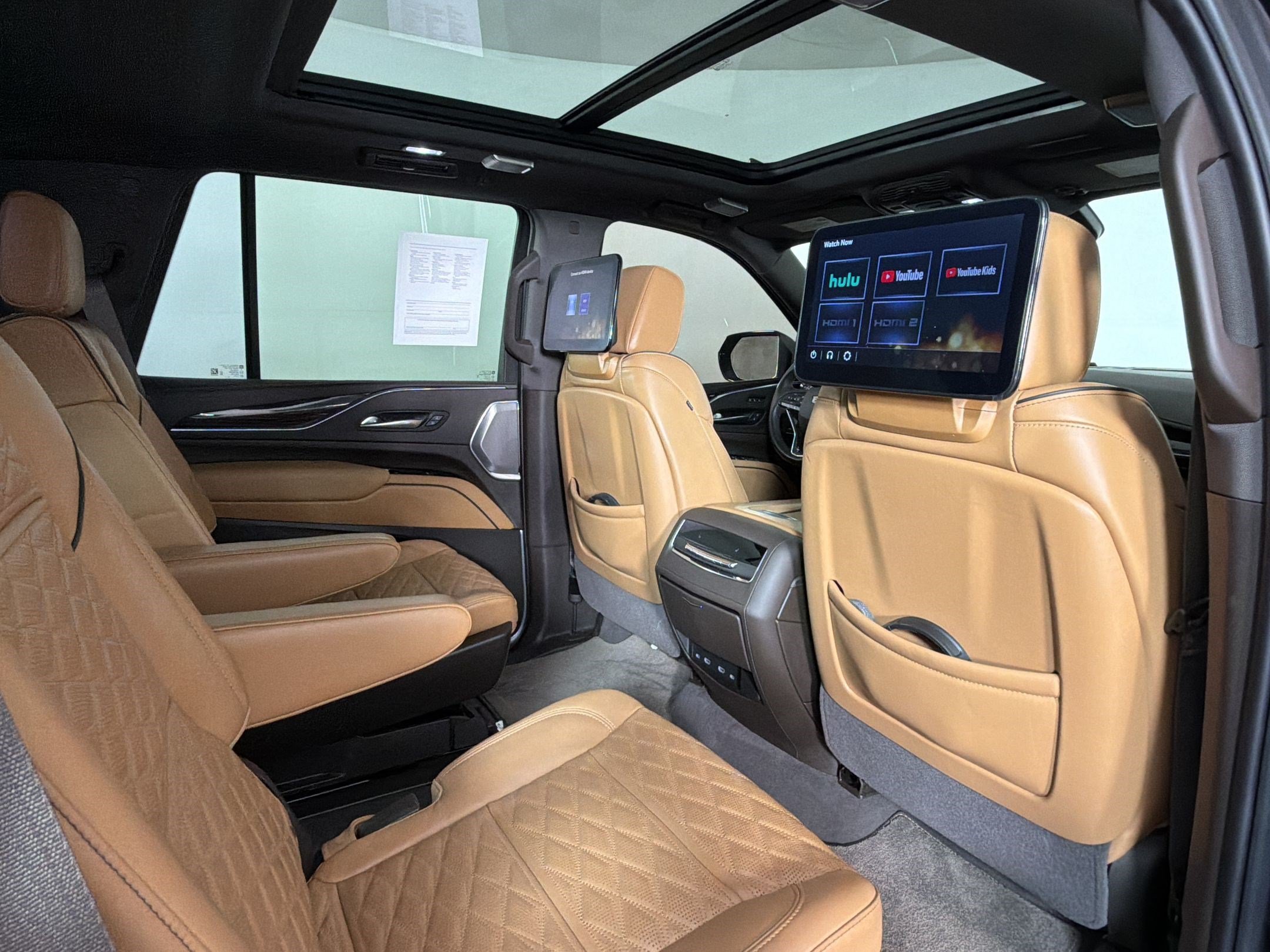 Used 2023 Cadillac Escalade Sport w/ Touring Package RWD image 29
