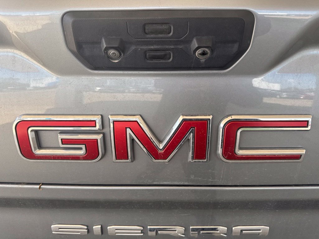 Used 2023 GMC Sierra 1500 AT4 w/ AT4 Premium Package AWD/4WD image 8