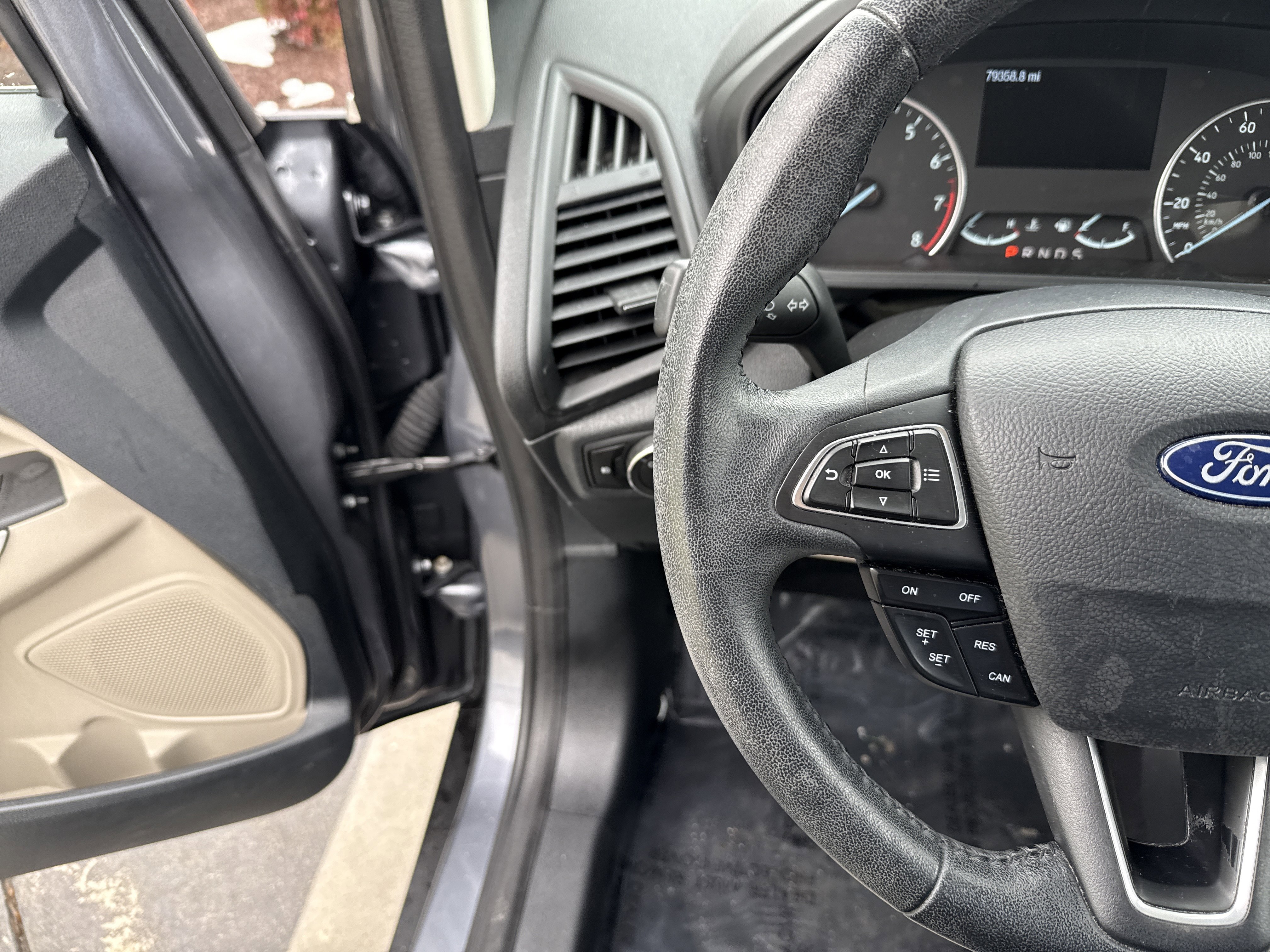 Used 2018 Ford EcoSport Titanium image 19