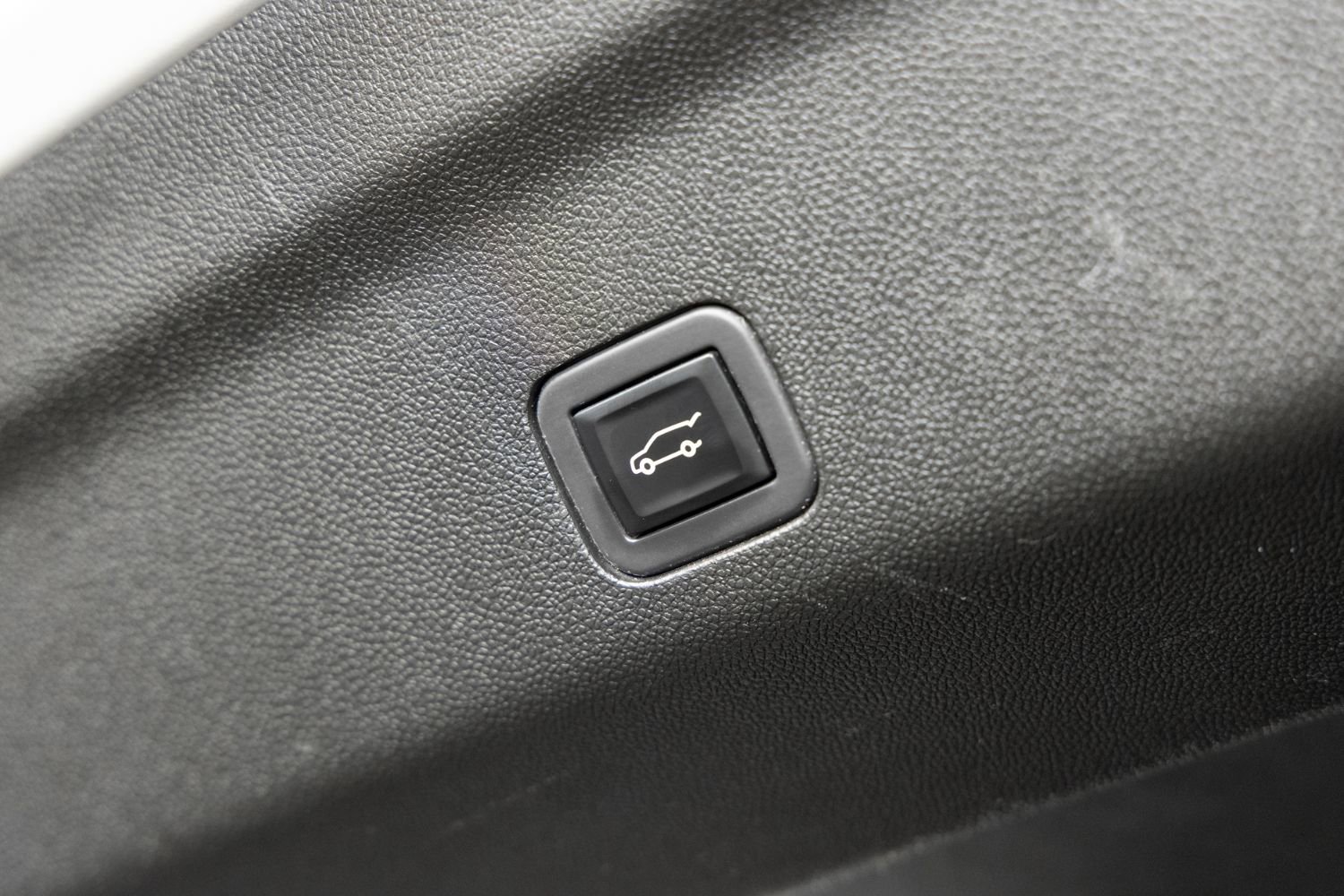 Used 2021 Cadillac Escalade Sport w/ Heavy-Duty Trailer Package image 22