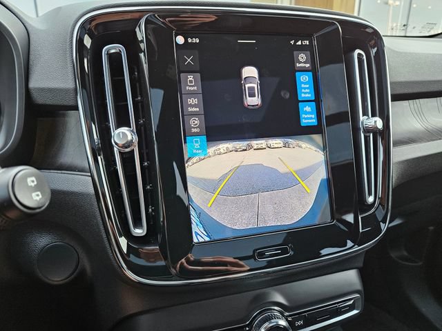 Certified 2023 Volvo XC40 Recharge Plus w/ Protection Package Premier AWD/4WD image 28