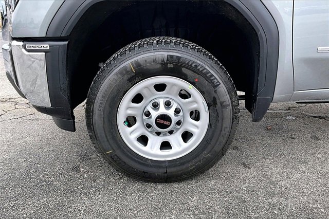 New 2026 GMC Sierra 2500 Pro w/ Convenience Package image 12