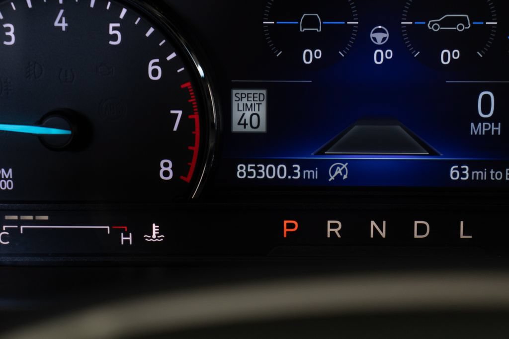 Used 2024 Ford Explorer XLT w/ Equipment Group 202A AWD/4WD image 30