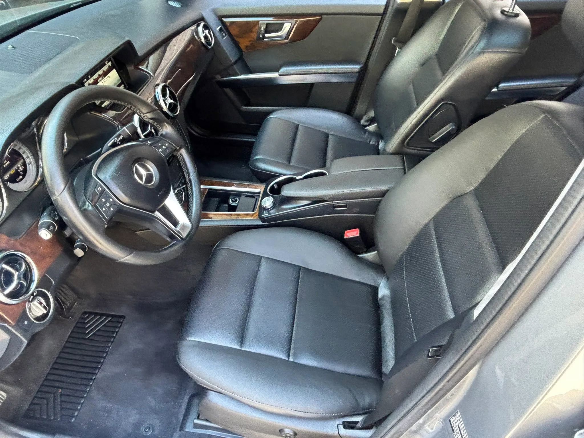 Used 2013 Mercedes-Benz GLK 350 4MATIC image 17
