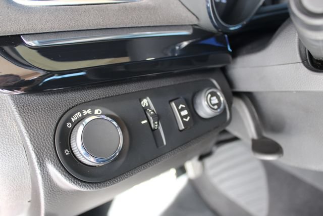 Used 2016 Chevrolet SS RWD image 15