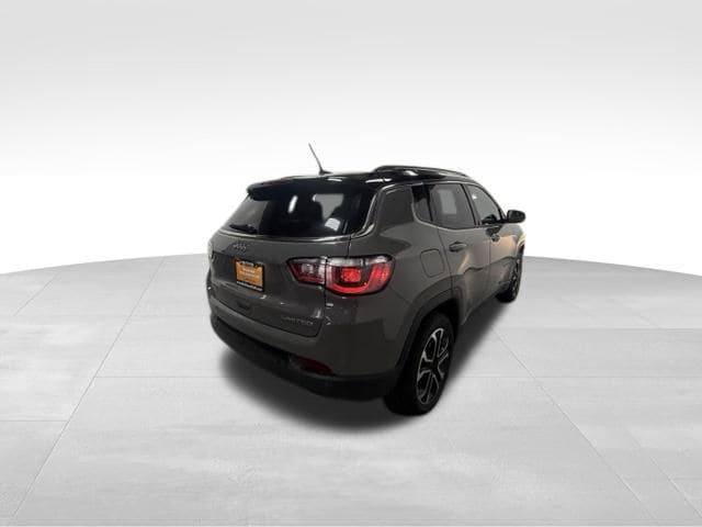 Certified 2022 Jeep Compass Limited AWD/4WD image 8