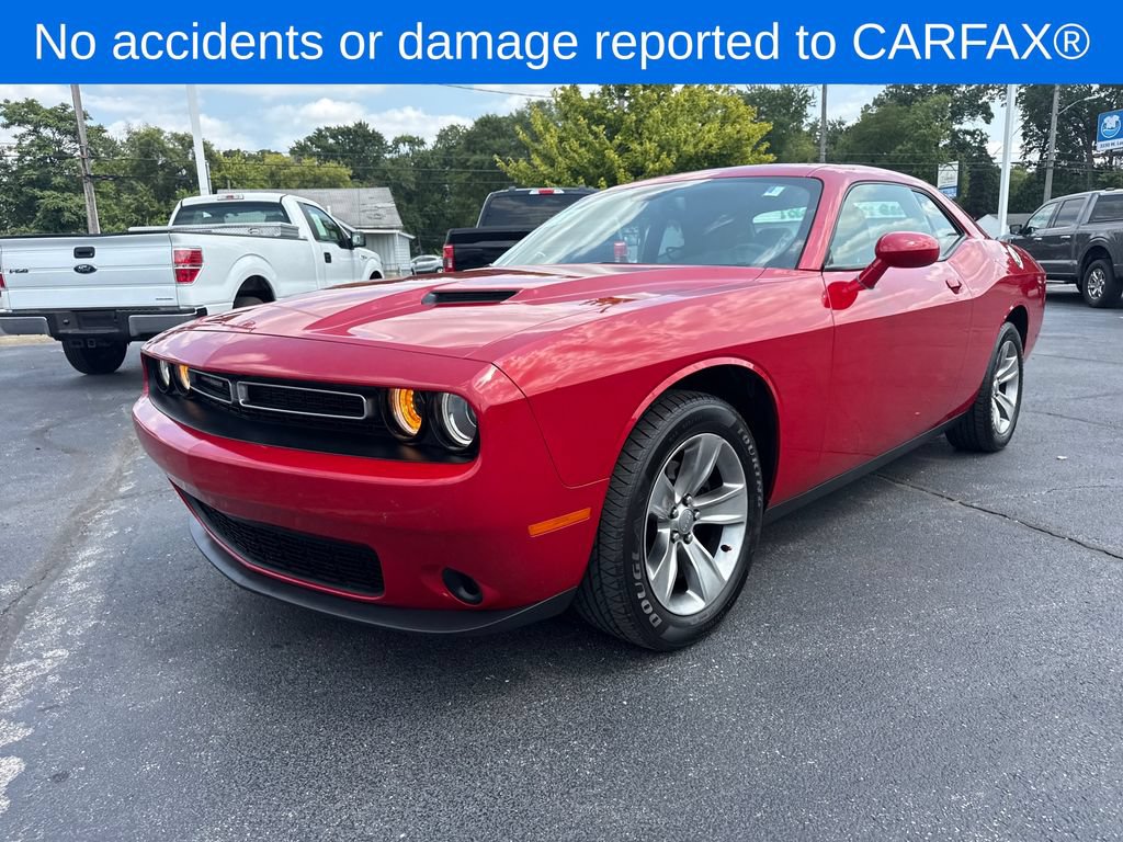 Used 2016 Dodge Challenger SXT RWD video 2