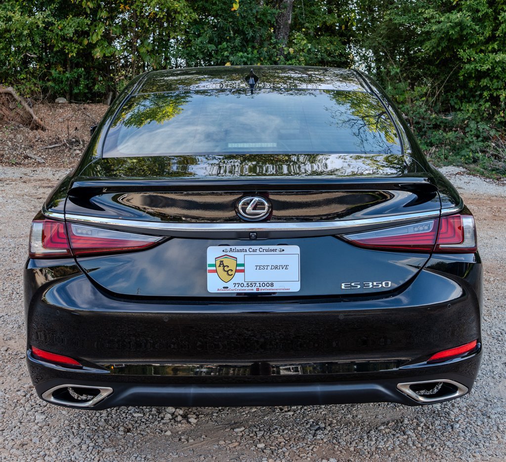 Used 2023 Lexus ES 350 w/ Premium Package FWD image 4