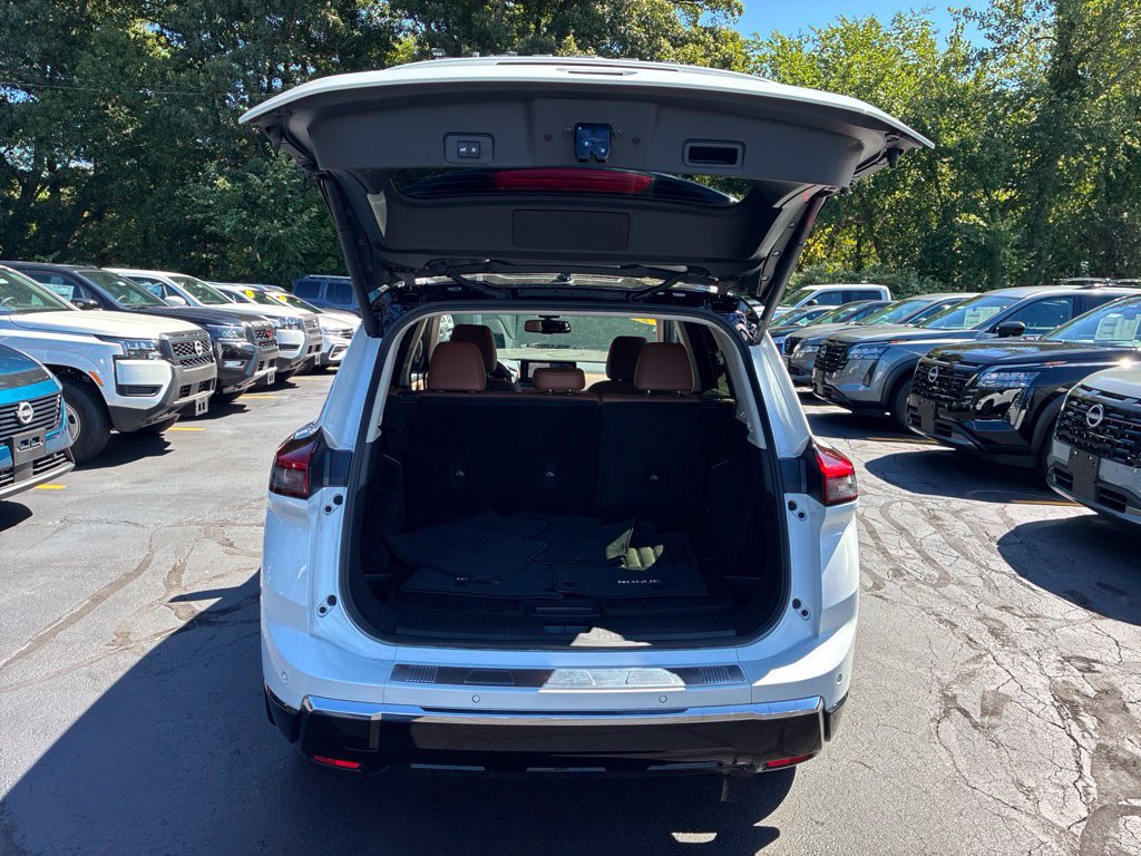 Certified 2026 Nissan Rogue Platinum w/ Platinum Premium Package AWD/4WD image 13