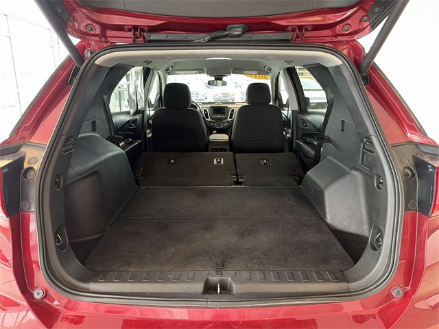 Used 2019 Chevrolet Equinox LT w/ Driver Convenience Package image 16