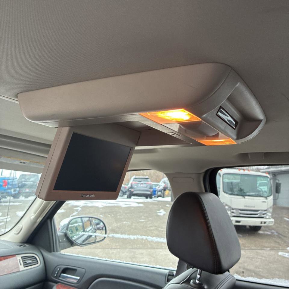 Used 2009 Chevrolet Avalanche LTZ image 25