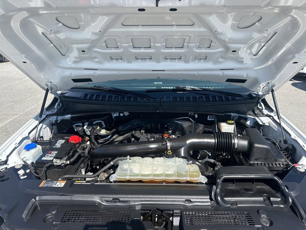 Used 2024 Ford Expedition Max XLT image 33