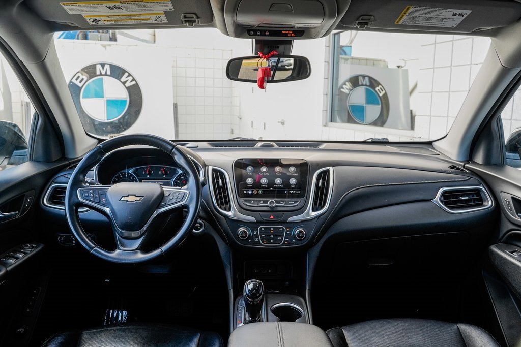 Used 2020 Chevrolet Equinox Premier w/ Premier Redline Edition image 11