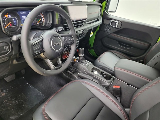 New 2025 Jeep Wrangler Unlimited Rubicon image 13