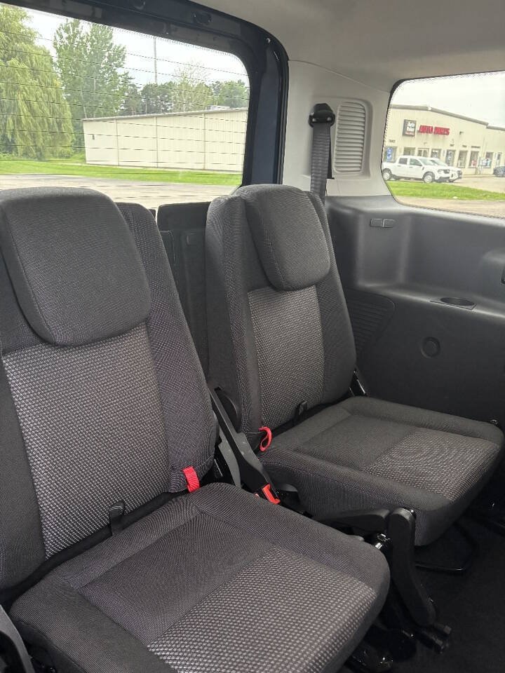Used 2017 Ford Transit Connect XL FWD image 9
