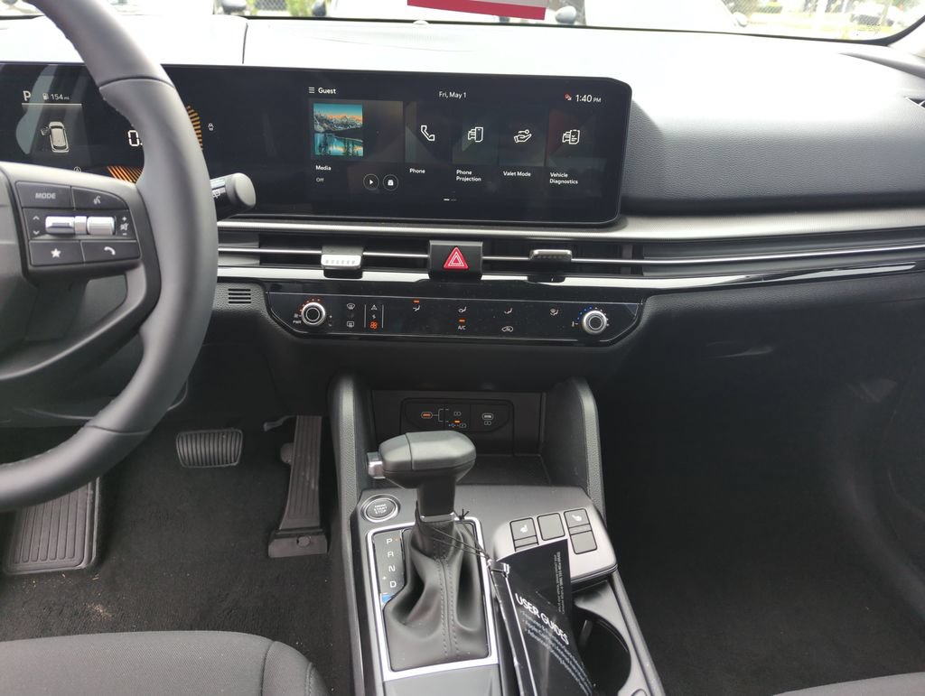 New 2026 Kia Sportage LX w/ LX Convenience Package FWD image 25