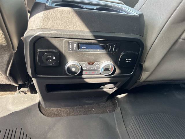 Used 2021 Ford Expedition Limited AWD/4WD image 32