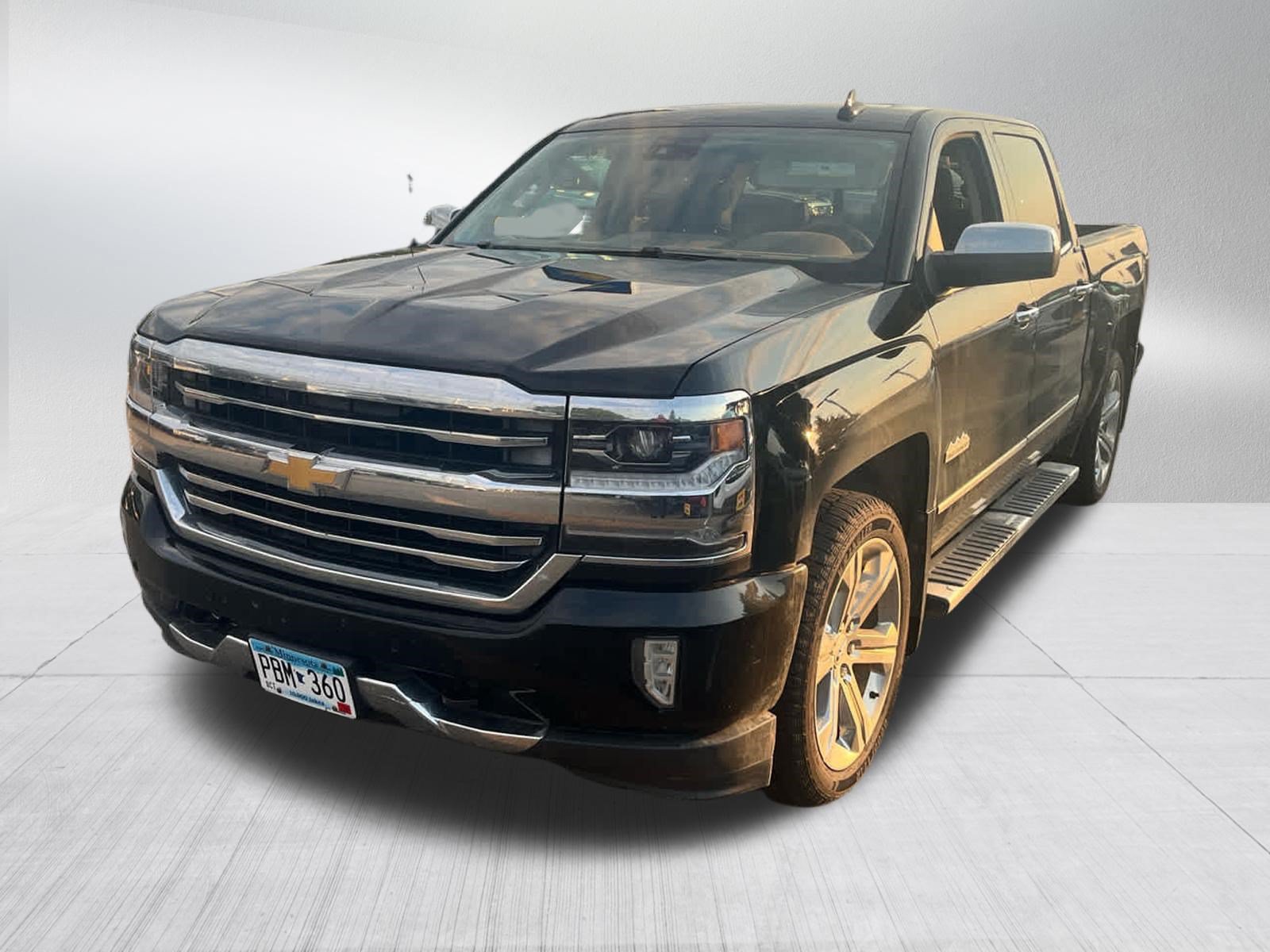 Used 2016 Chevrolet Silverado 1500 High Country w/ High Country Premium Package AWD/4WD image 7
