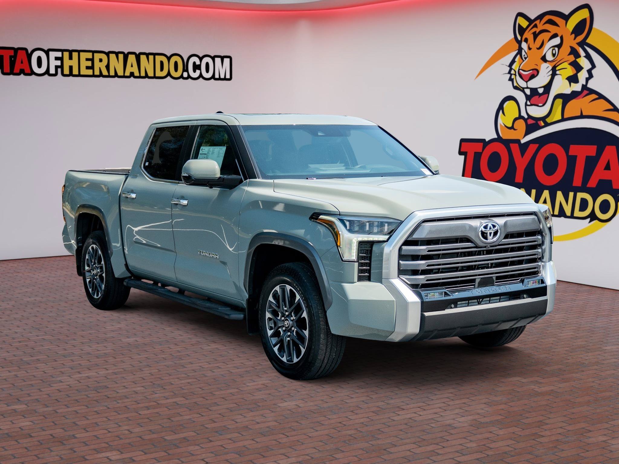 New 2026 Toyota Tundra Limited AWD/4WD image 3