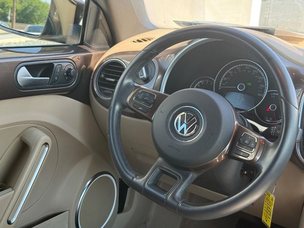 Used 2014 Volkswagen Beetle 1.8T FWD image 14