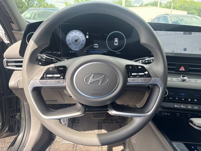 Used 2024 Hyundai Elantra SEL FWD image 28