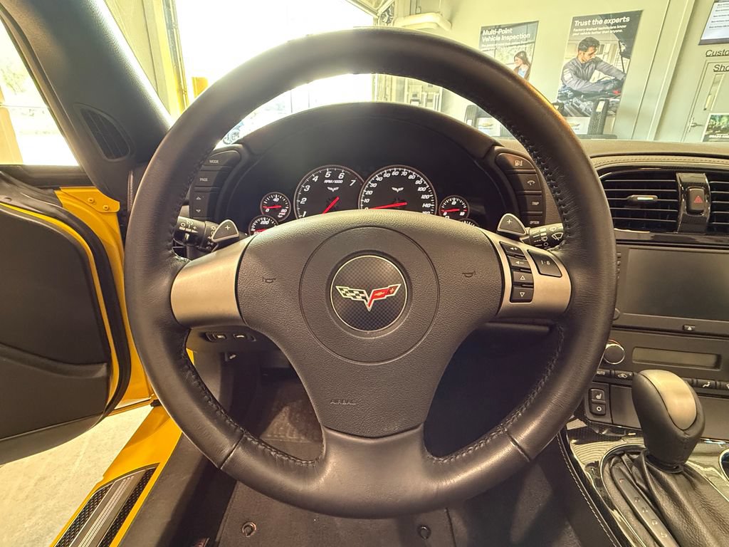 Used 2008 Chevrolet Corvette Convertible w/ Preferred Equipment Group RWD image 28