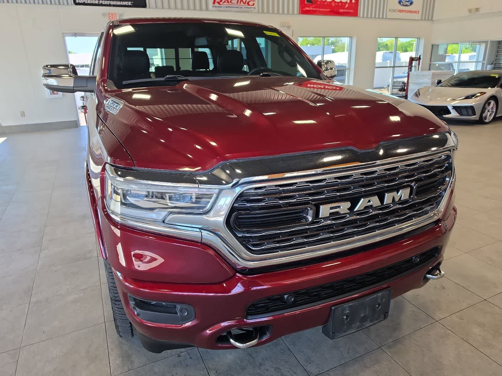 Used 2020 RAM 1500 Limited w/ Body-Colour Bumper Group AWD/4WD image 4