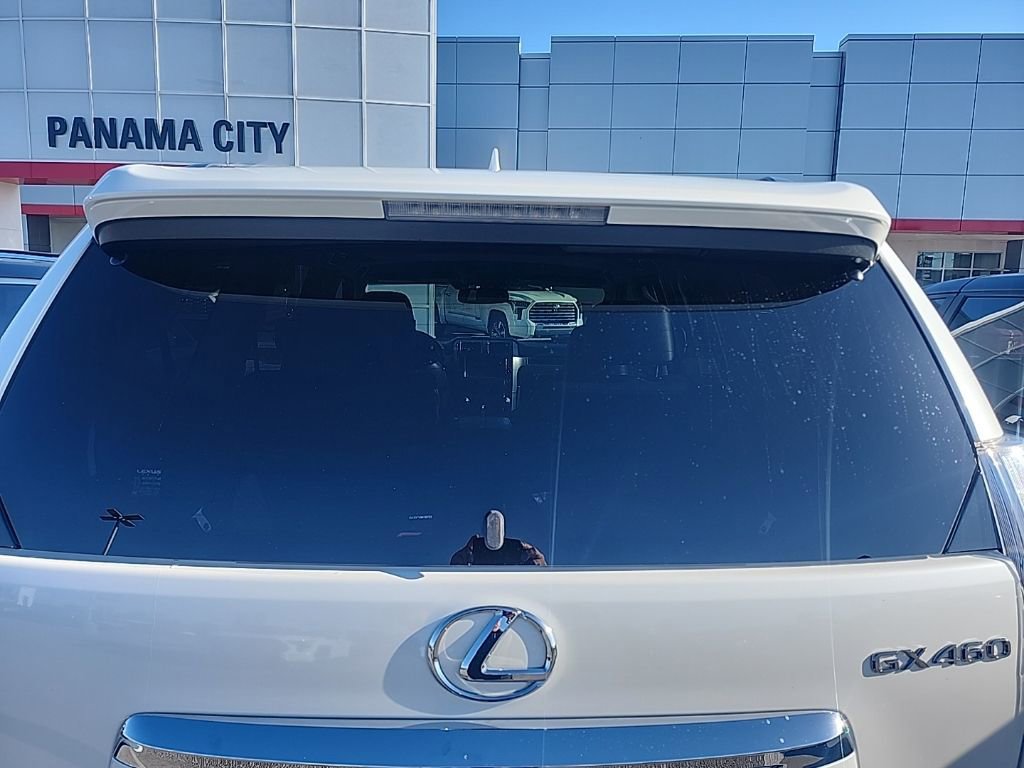 Used 2017 Lexus GX 460 Luxury w/ Preferred Accessory Package AWD/4WD image 13