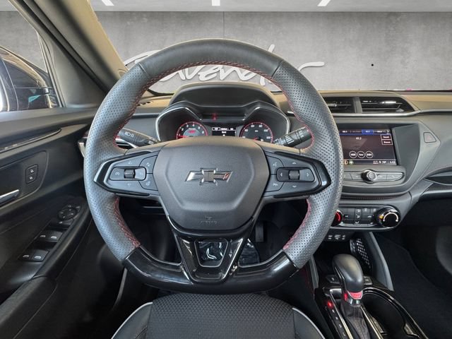 Used 2023 Chevrolet TrailBlazer RS AWD/4WD image 21