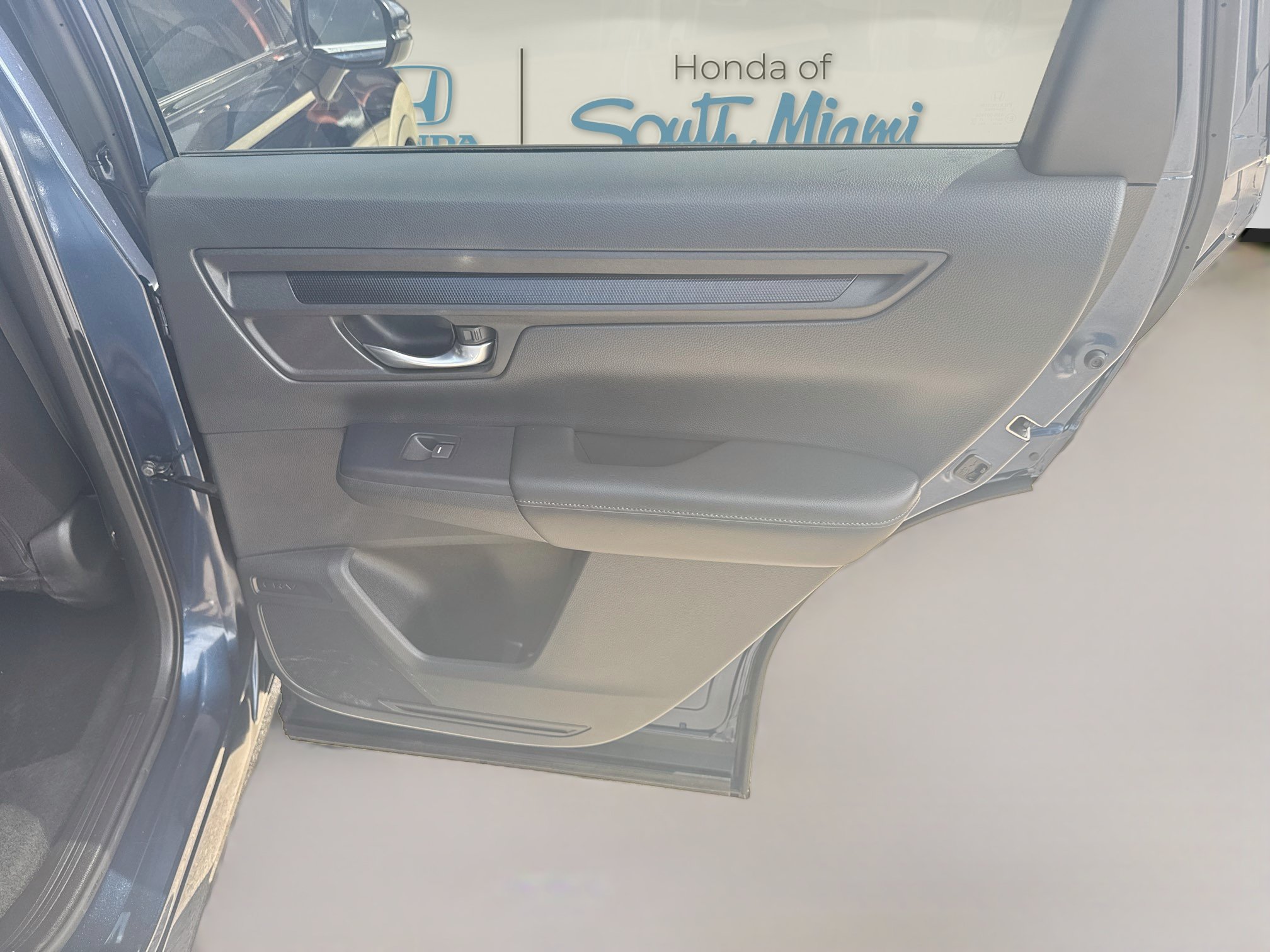 Certified 2025 Honda CR-V EX image 30