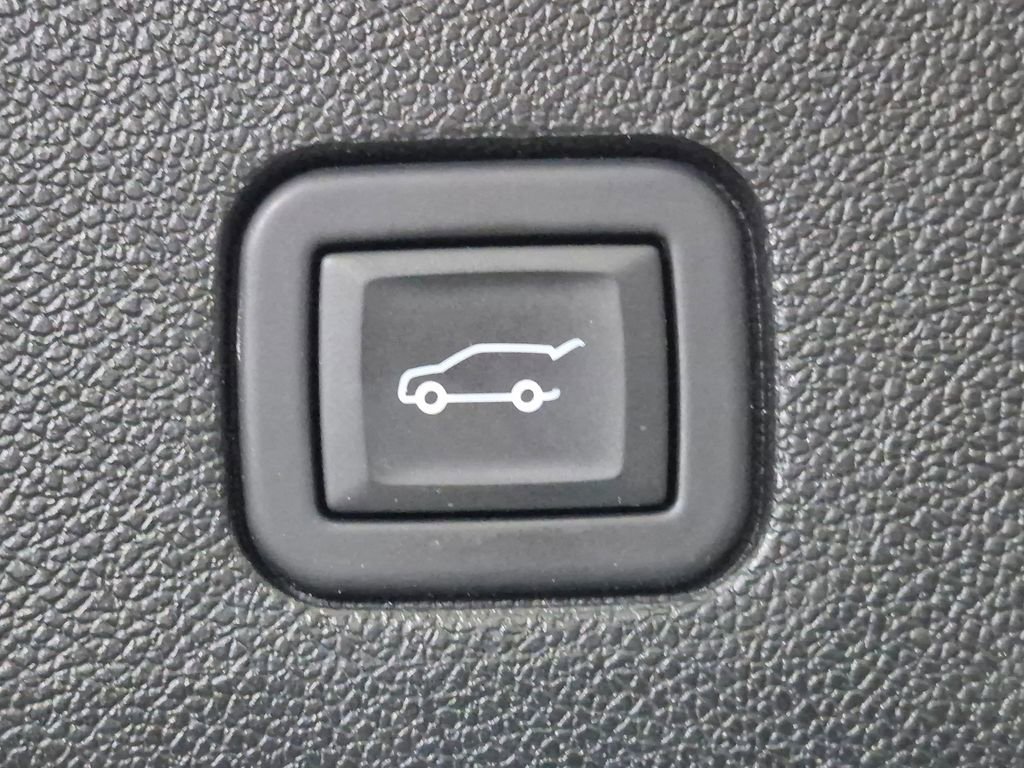 Used 2024 Cadillac XT6 Sport w/ Platinum Package image 29