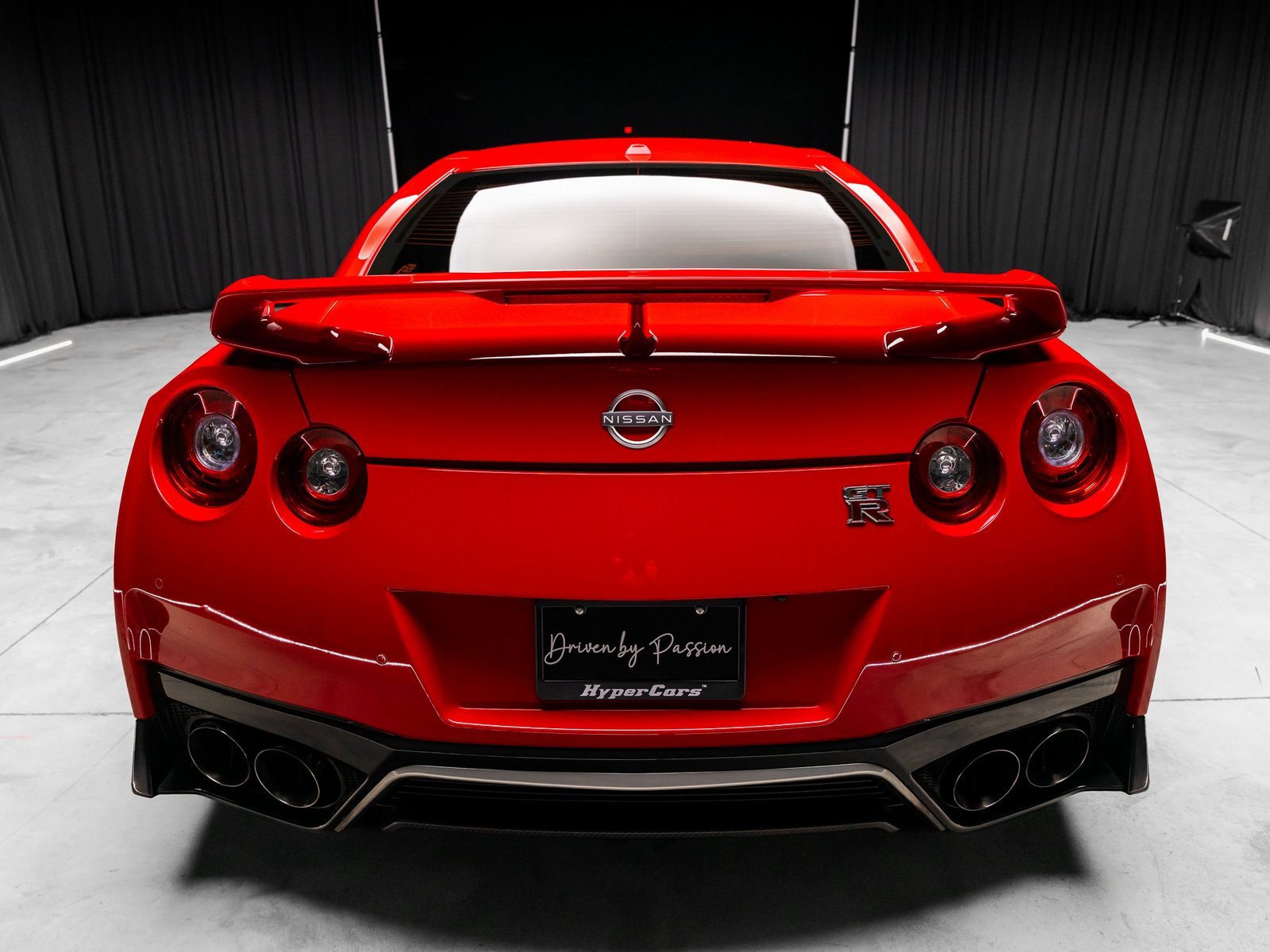 Used 2023 Nissan GT-R Premium w/ Floor Mat Package image 35